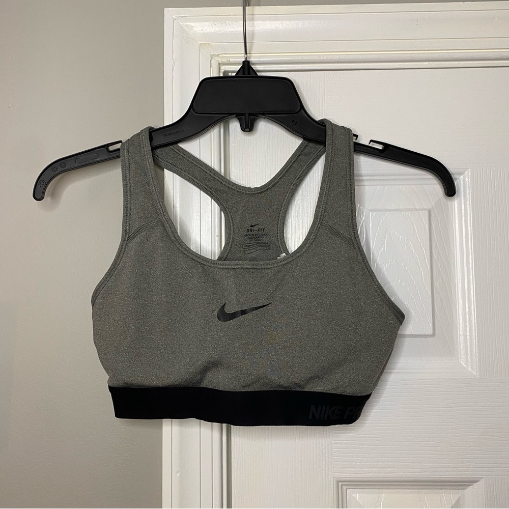 Nike Pro Dri Fit Classic Women’s Racerback Sports Bra Gray Black Small Workout